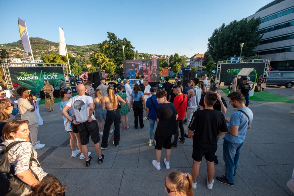 Uspješan nastup na platou ispred SCC-a   Goethe-Institut BiH